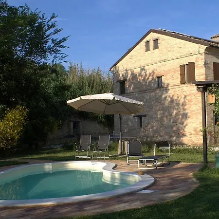 Casa Il Girasole Con Piscina Nelle Marche