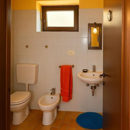 Casa Il Girasole Con Piscina Nelle Marche Kır Evi *