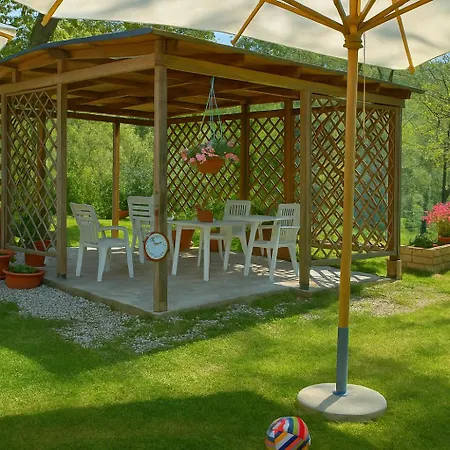 Casa Il Girasole Con Piscina Nelle Marche Lantställe *