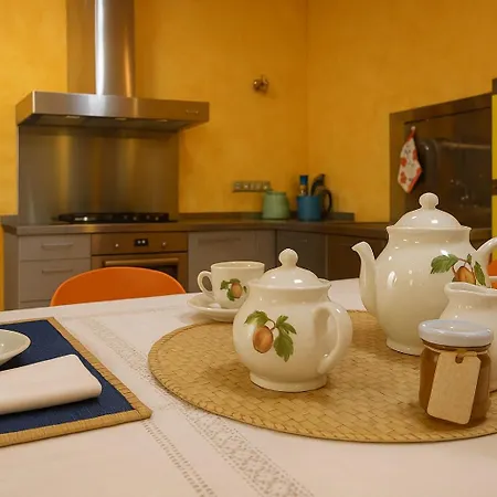 Country house Casa Il Girasole Con Piscina Nelle Marche *