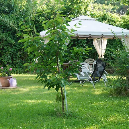 Casa Il Girasole Con Piscina Nelle Marche Lantställe